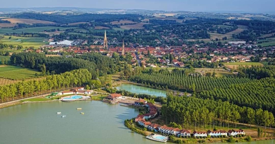Appartement Au Calme Face Au Lac Marciac Exterior photo